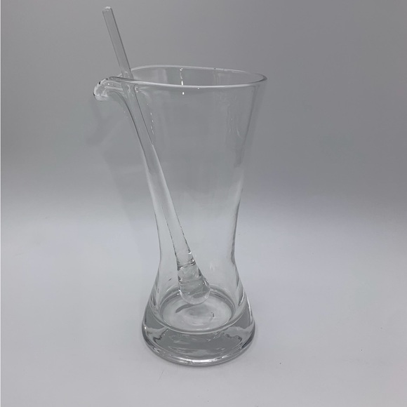 Hand Blown Vtg.Crystal Glass Martini Cocktail Juice Pitcher With Stirrer 24 Oz - Picture 3 of 16